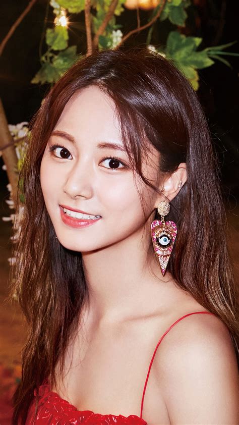 tzuyu gallery.